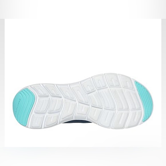 NWT: Skechers Flex Appeal 5.0 - Picture 4 of 6